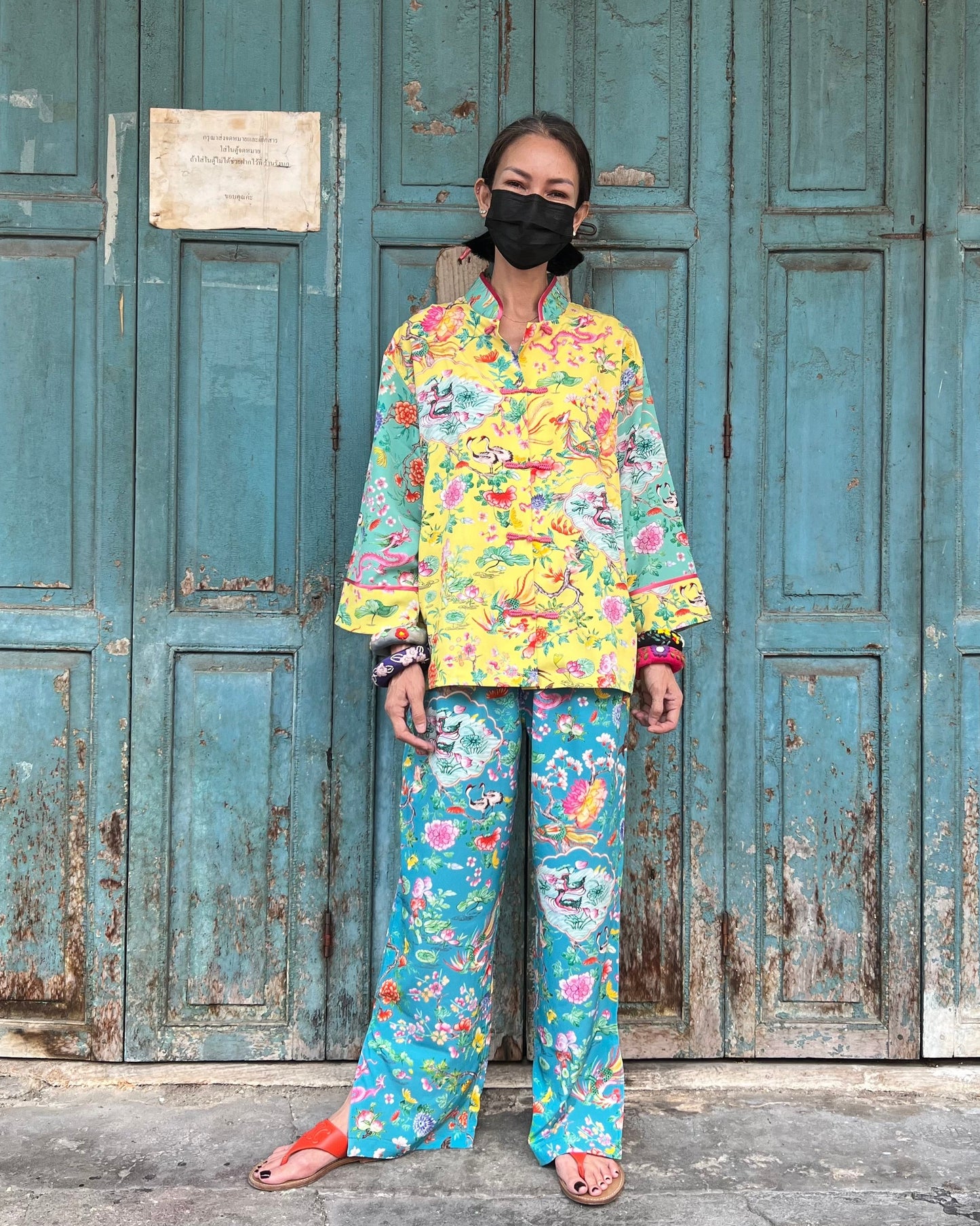 莲花池上衣：蓝粉色