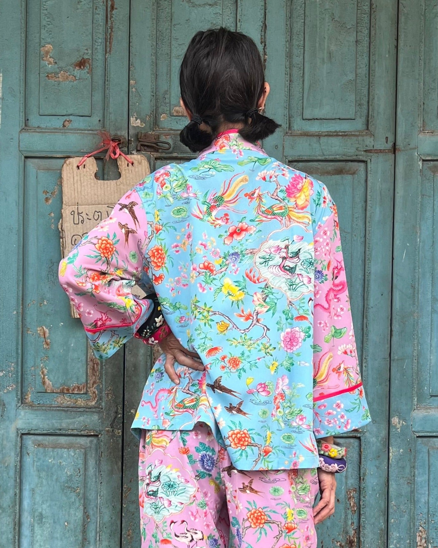 莲花池上衣：蓝粉色